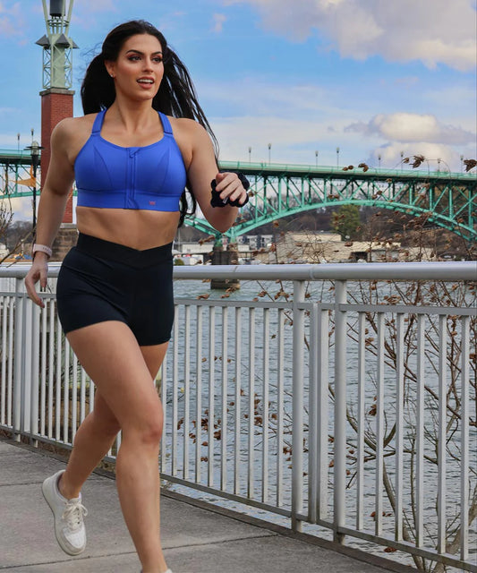 Looking for a Sport Bra that Makes You Look and Feel Fabulous?